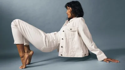 Φθινοπωρινές εμφανίσεις από το πρωί έως το βράδυ με denim κομμάτια από τα Marks & Spencer!