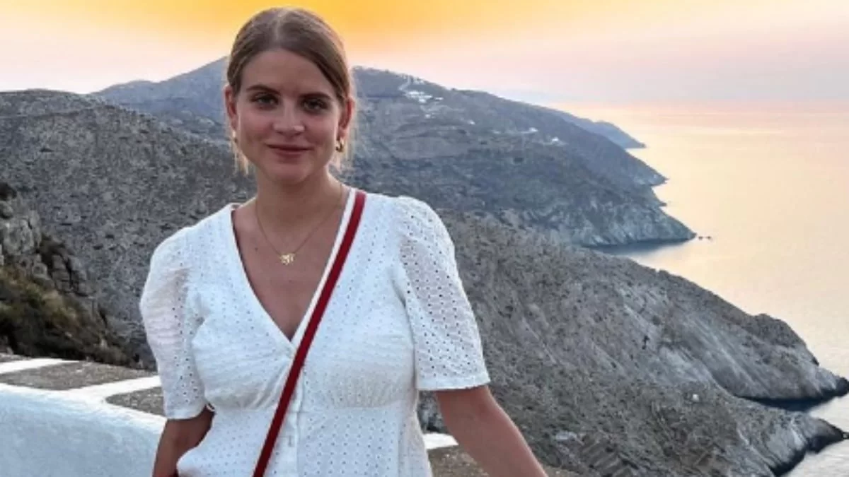 Φουσκώνει η κοιλίτσα της και δεν την κρύβει - Έτσι περνάει η Δανάη Μιχαλάκη τους πρώτους μήνες της εγκυμοσύνης της