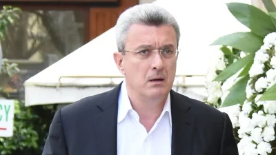 «Ξημερώνει η γιορτή σου και εσύ δεν είσαι εδώ...» - Βαθιά θλίψη για τον Νίκο Χατζηνικολάου