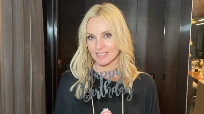 «Χωρίς φτιασιδώματα» - Ακομπλεξάριστη η Πέγκυ Ζήνα έδειξε το πρόσωπό της χωρίς μακιγιάζ