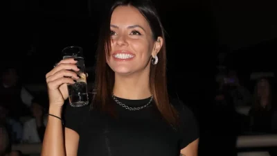 «Μου έχουν πει να στείλω τις πατούσες μου! Το έχω σκεφτεί, θα είχα βγάλει τουλάχιστον...»  - Τα άβολα μηνύματα που δέχεται η Σοφιάνα Αβραμάκη