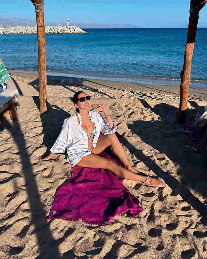 σταματίνα τσιμτσιλή μαγιό παραλία