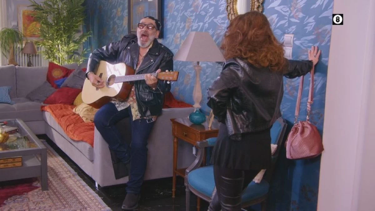 3ος Όροφος: Χαμός στη συνάντηση των παλιών συμμαθητών