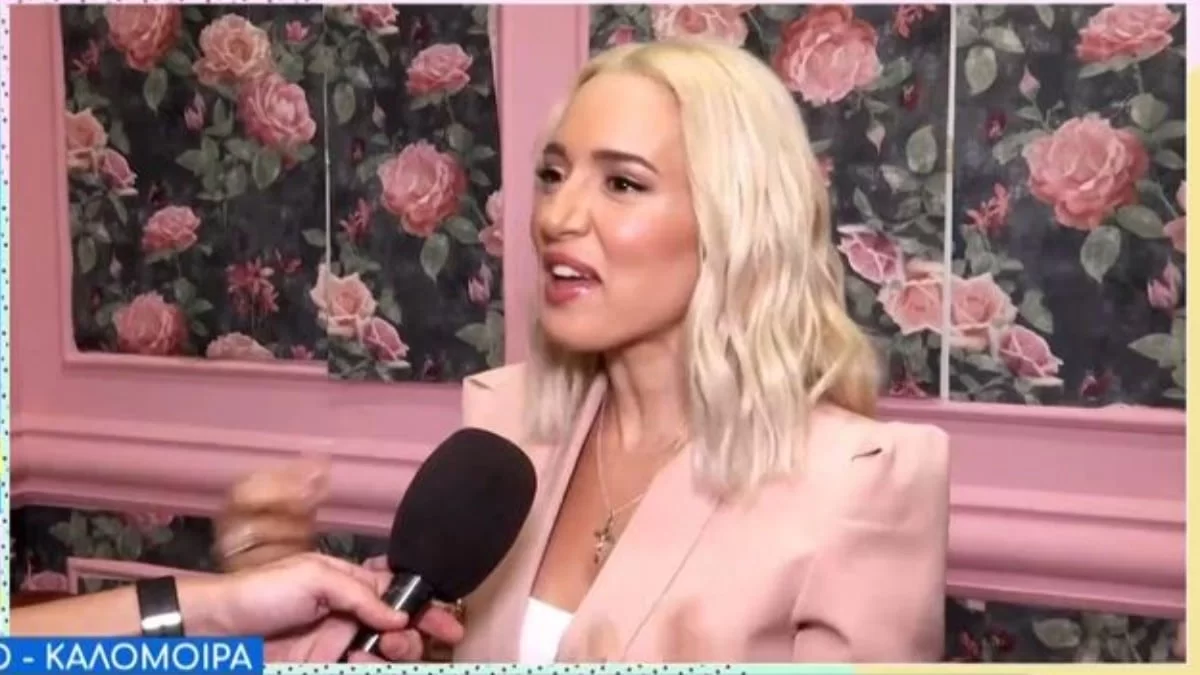 «Τι να σου πω; Με ρωτάνε στο δρόμο...» - Η απάντηση της Καλομοίρα στα σχόλια πως είναι αγνώριστη από τα φίλτρα