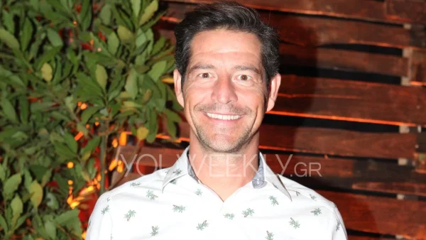 ''Πλημμύρισε'' με δώρα και μπαλόνια το δωμάτιο του μαιευτηρίου - Η πρώτη ανάρτηση του Απόστολου Ρουβά για τη γέννηση του γιου του