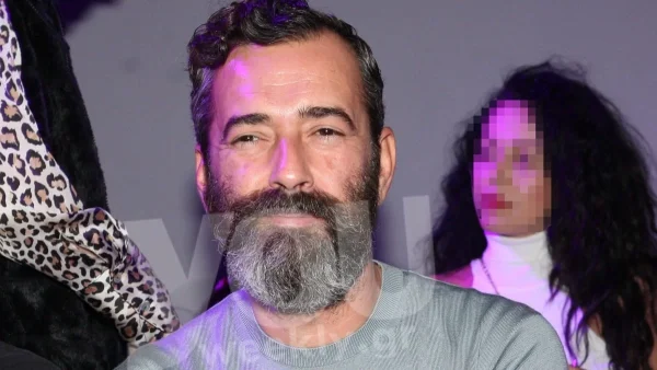 Πόζαρε γυμνός στο instagram ο Άγγελος Μπράτης  - Χωρίς κανένα απολύτως ρούχο πάνω του