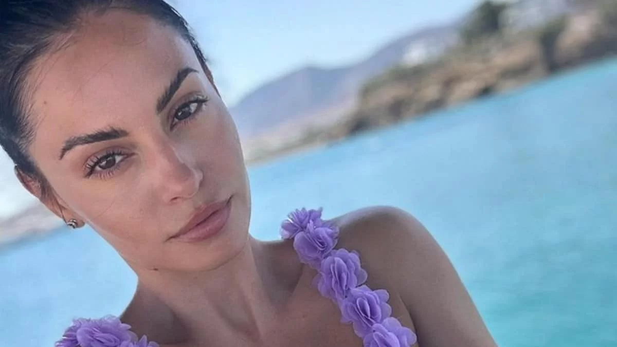 Αρραβωνιάστηκαν, χώρισαν, τα ξαναβρήκαν: Αυτός είναι ο σύντροφος της Δήμητρας Αλεξανδράκη