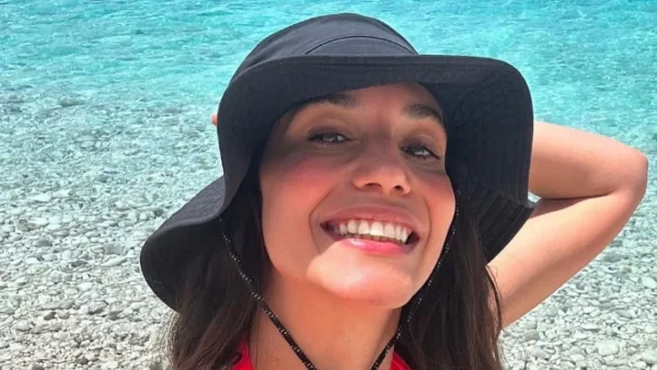 «Μα καλά, τί θα πας να κάνεις στο Πακιστάν;» - Η "πληρωμένη" απάντηση της Ελένης Βαΐτσου για τις εναλλακτικές της διακοπές