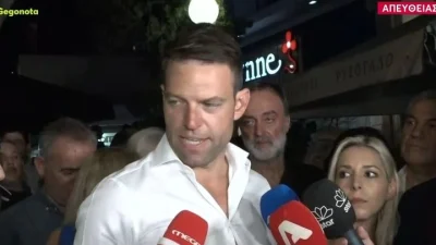 Θερμό επεισόδιο ανάμεσα σε Κασσελάκη και δημοσιογράφο: «Μη με ξεδοντιάσετε» - «Δεν είναι ανάγκη να έχουμε ειρωνεία, εντάξει;»