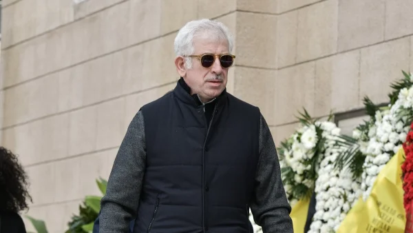 «Εγώ θα αποφασίσω πότε θα μιλήσω» - Ο Πέτρος Φιλιππίδης "έσπασε" τη σιωπή του πρώτη φορά μετά την απόφαση του δικαστηρίου