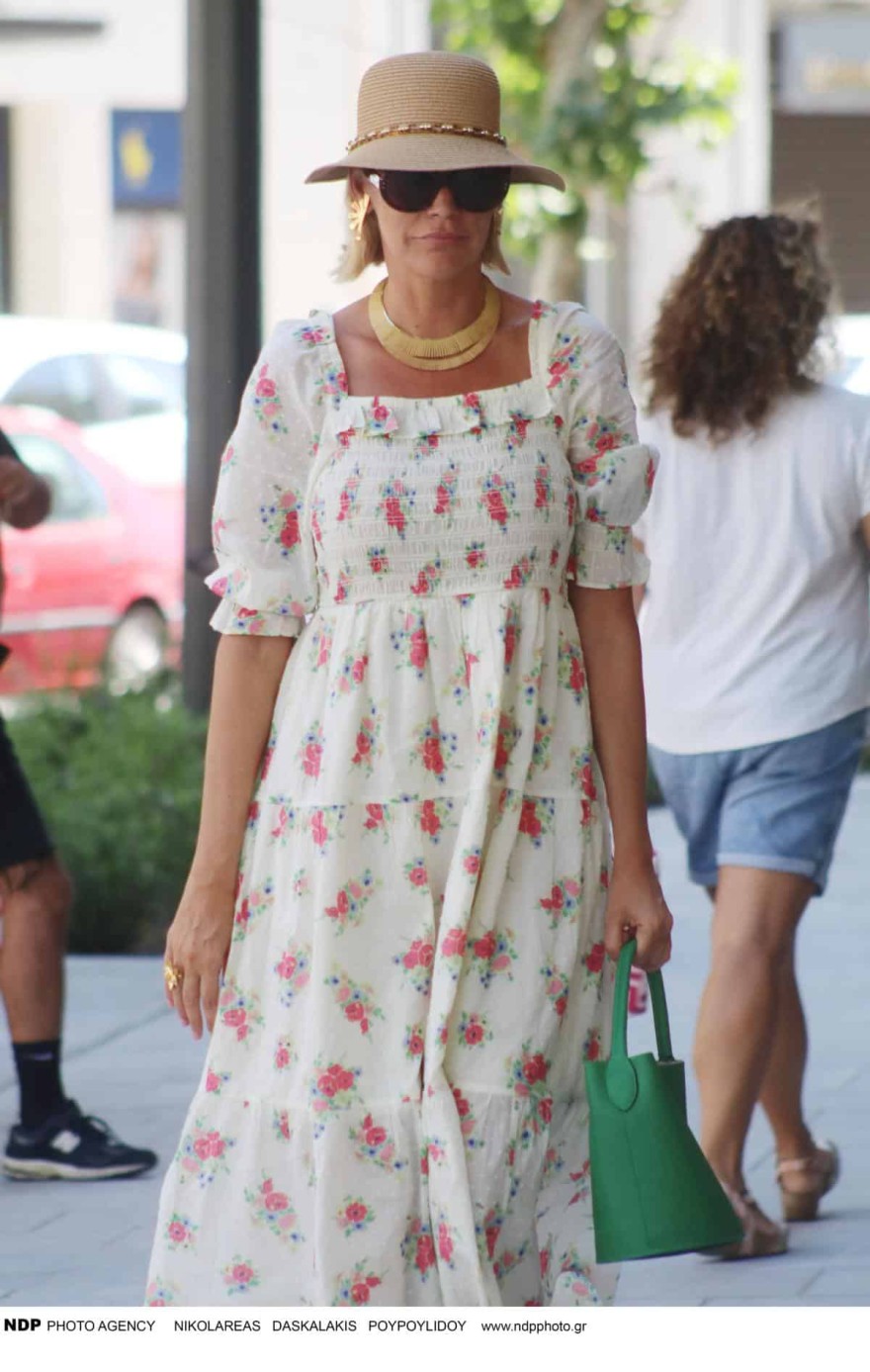 Σάσα Σταμάτη - Βόλτα - Αθήνα 