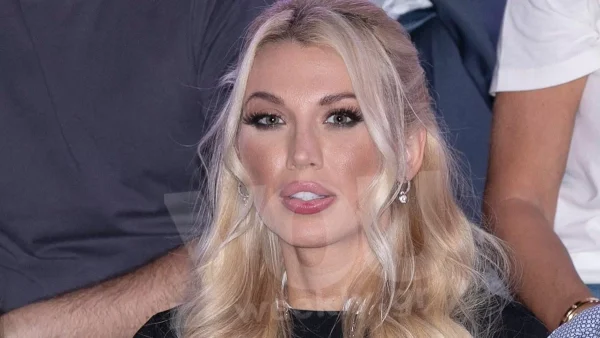 Σε εντελώς διαφορετικό project από όσα έχει κάνει - Αποκάλυψη για την τηλεοπτική επιστροφή της Σπυροπούλου