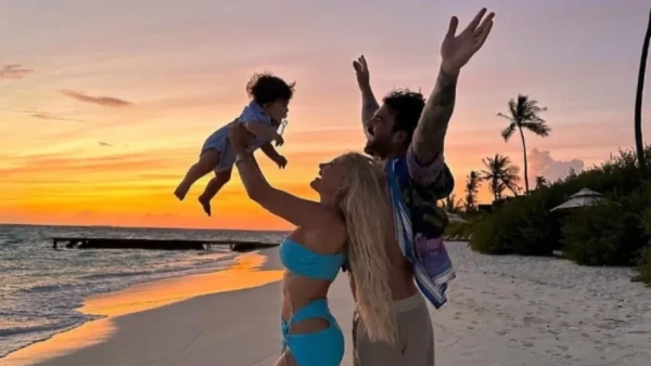 Ιωάννα Τούνη - Δημήτρης Αλεξάνδρου: Αυτό είναι το όνομα του γιου τους! Τι γράφει πάνω το προσκλητήριο της βάφτισης