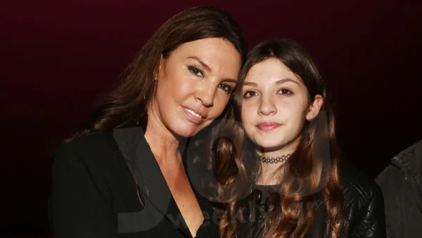 Βάνα Μπάρμπα για την κόρη της, Φαίδρα: «Μετανιώνω που τη μεγάλωσα μόνη μου! Είναι πολύ κουραστικό»
