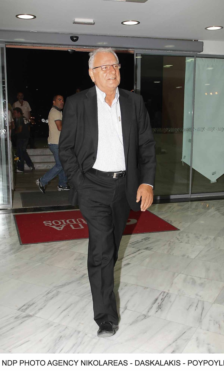 Νικητές στη ζωή: 12 επώνυμοι αποκαλύπτουν την μάχη τους με τον καρκίνο