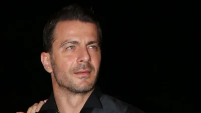 Στο πλατό των γυρισμάτων της Γης της Ελιάς ο Γιώργος Αγγελόπουλος μετά το θάνατο της μητέρας του (Φωτογραφία)