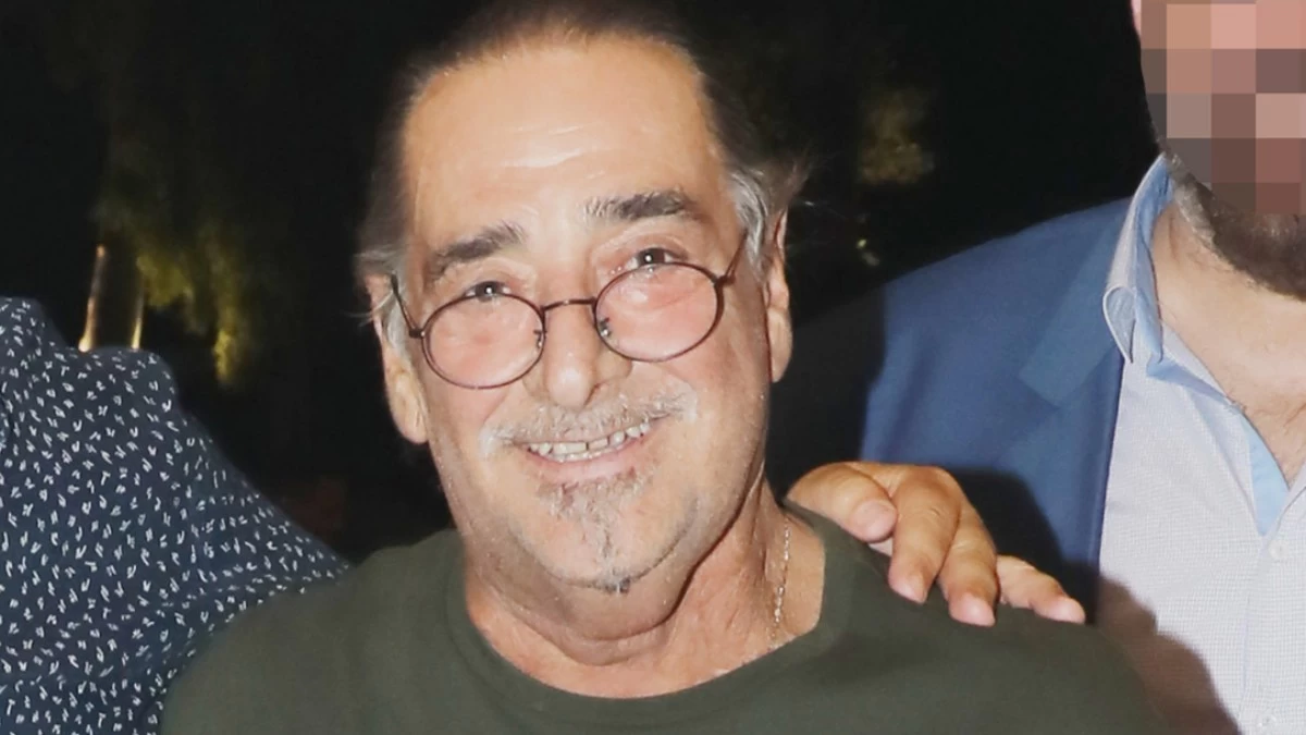 Εξελίξεις με την υγεία του Βασίλη Καρρά - Αγανακτισμένη η σύζυγός του με τα δημοσιεύματα