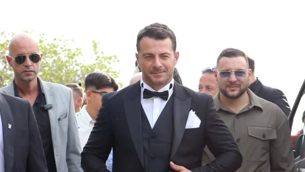 Η ανάρτηση του Γιώργου Αγγελόπουλου μέσα από την εκκλησιά για την επέτειο της 28ης Οκτωβρίου