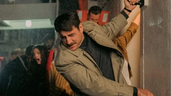 Το Ναυάγιο: «Αν κάνε Θεέ μου να ζει» - «Την βλεπω να παντρεύεται και να...» - Ένα θαύμα περιμένει το Twitter για τον Απόστολο