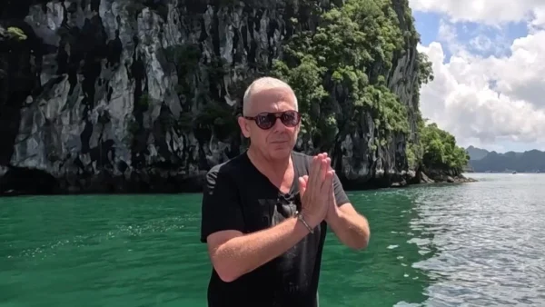 Σάρωσαν στην τηλεθέαση της 28ης Οκτωβρίου οι Εικόνες - "Μάγεψε" η ξενάγηση του Τάσου Δούση στο Βιετνάμ