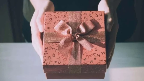 Εορτολόγιο: Ποιοι γιορτάζουν σήμερα, Παρασκευή 6 Οκτωβρίου;