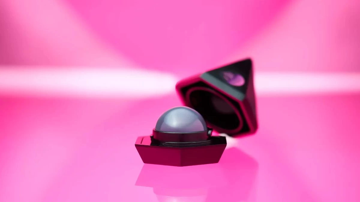 Pink is the new black: Νέα συλλεκτική συλλογή μακιγιάζ με εφέ που αλλάζει χρώμα απλά αγγίζοντας την επιδερμίδα σου!