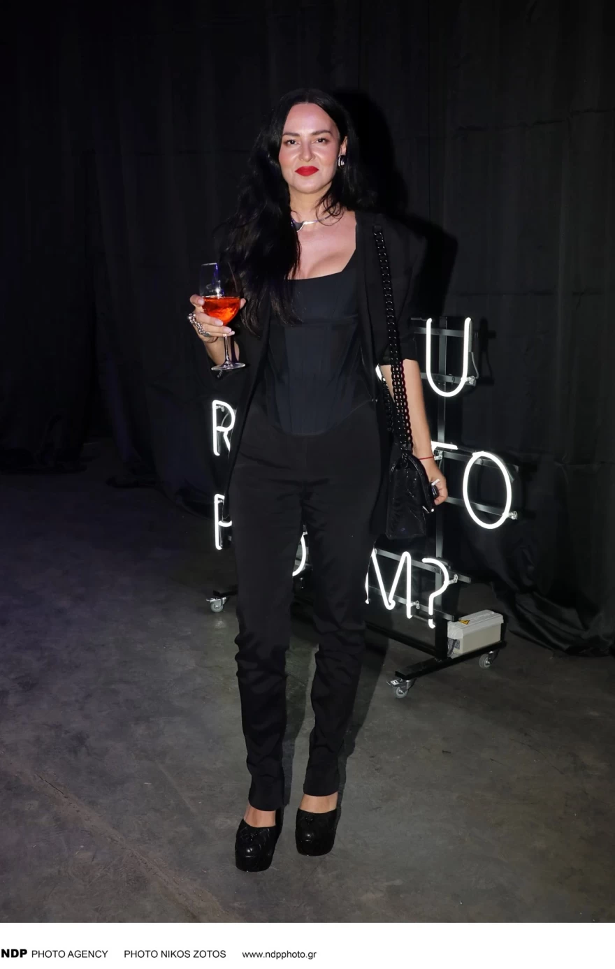 Ζενεβιέβ - Μαζαρί