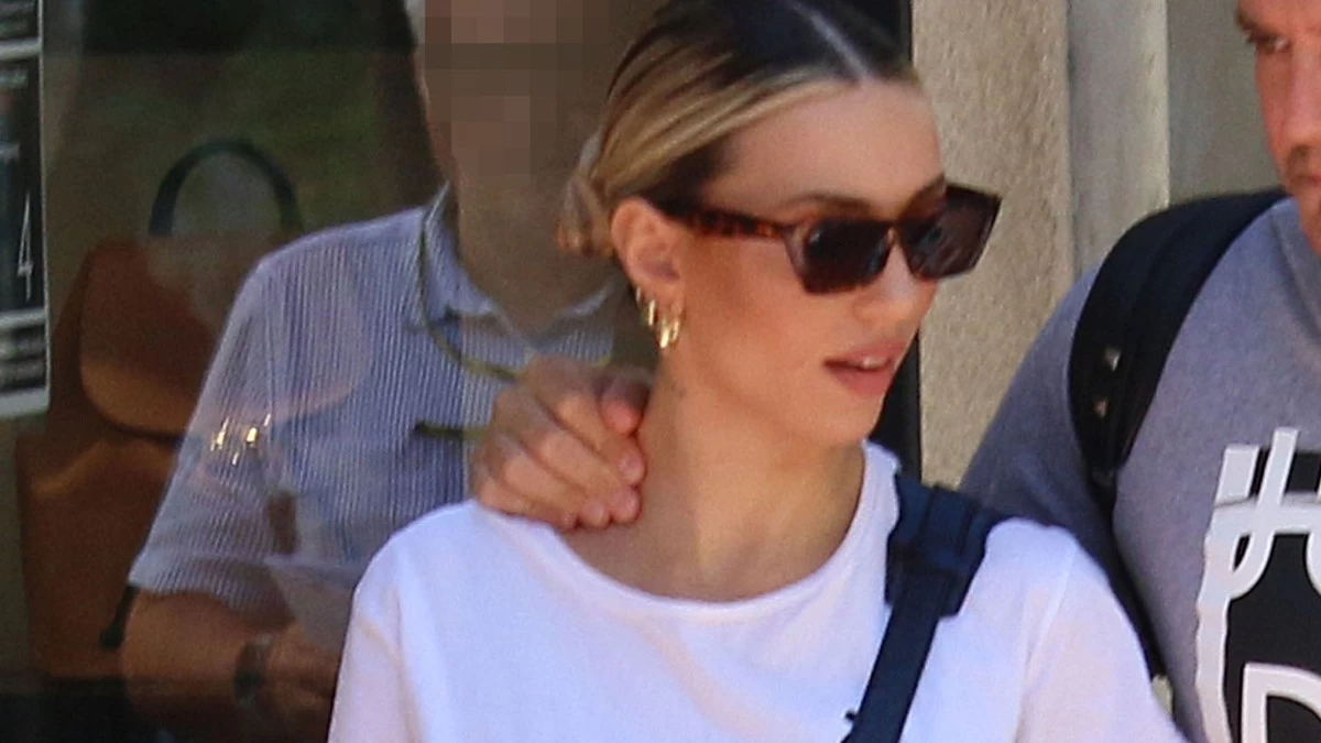 Δεν τον βλέπουμε συχνά και είναι ίδιος με τη Γαρυφαλιά - Ο κούκλος γαλανομάτης αδερφός της Καληφώνη