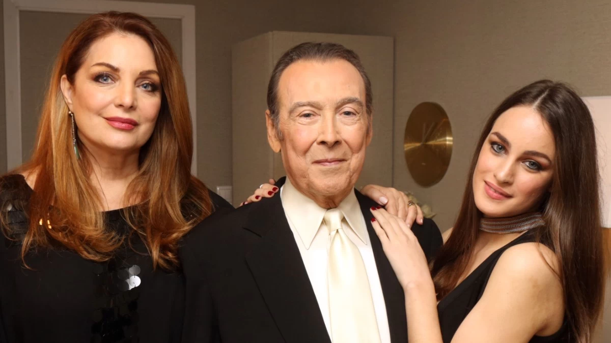 «Όσο κι αν ο χρόνος απαλύνει τον πόνο, η θλίψη...» - Ρίγη συγκίνησης με την εξομολόγηση της Άντζελας Γκερέκου