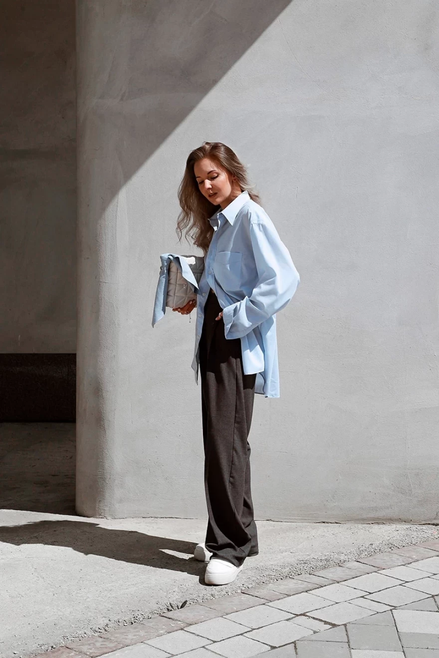 γκρι παντελόνι