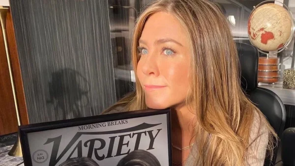 Jennifer Aniston: Ποιό είναι το αγαπημένο της skincare brand στο οποίο  ορκίζεται & είναι value for money;