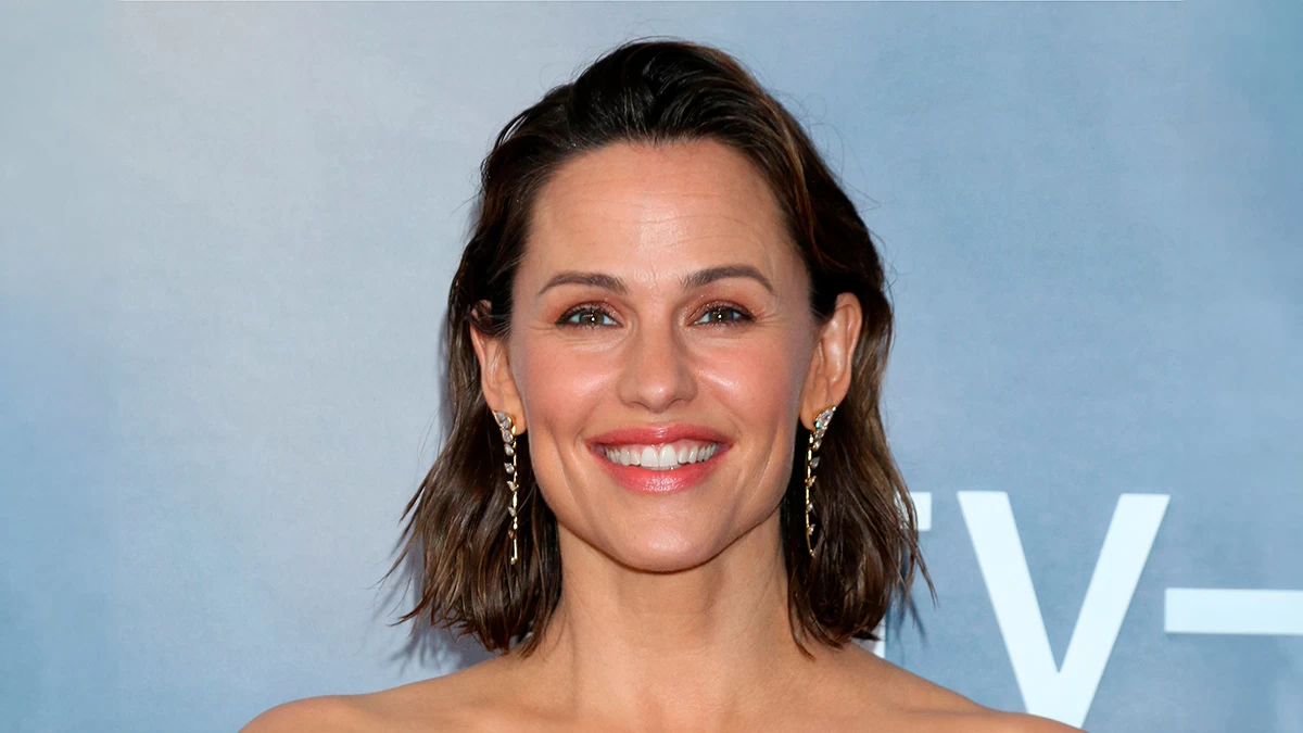 Jennifer Garner: Αυτή είναι η αγαπημένη μάσκα προσώπου της 51χρονης σταρ για νεανική & λαμπερή επιδερμίδα!