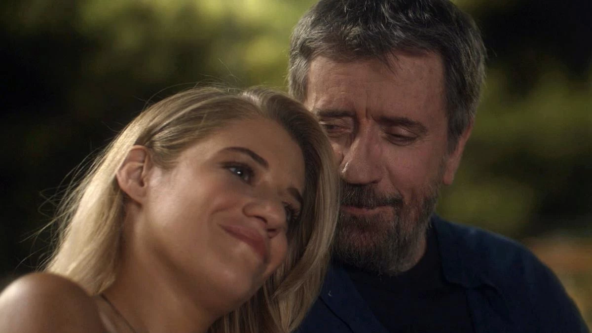 Κάνε ότι κοιμάσαι (3/10): Η σχέση του Νικόλα με την Πέρσα γίνεται πιο τρυφερή