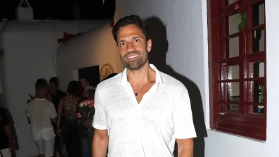 Την βλέπουμε σπάνια! Αυτή είναι η μητέρα του Κωνσταντίνου Αργυρού - Μαμά και γιος μοιάζουν πολύ