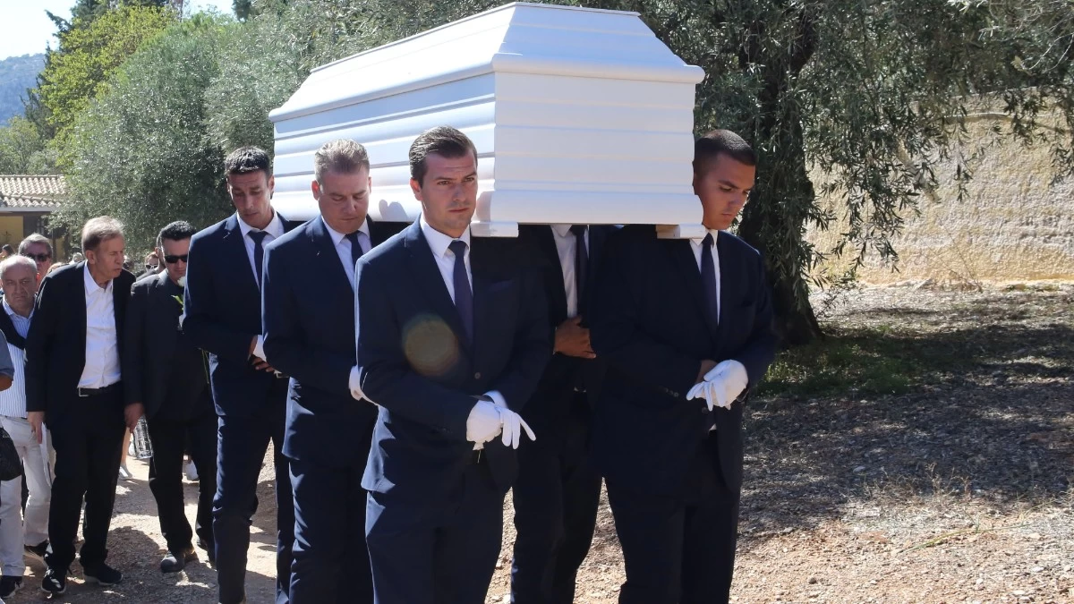 Επεισόδιο στην τελετή αποχαιρετισμού της Μαίρης Χρονοπούλου - Πρωταγωνιστές Γιαννόπουλος & Αρμουρτίδης