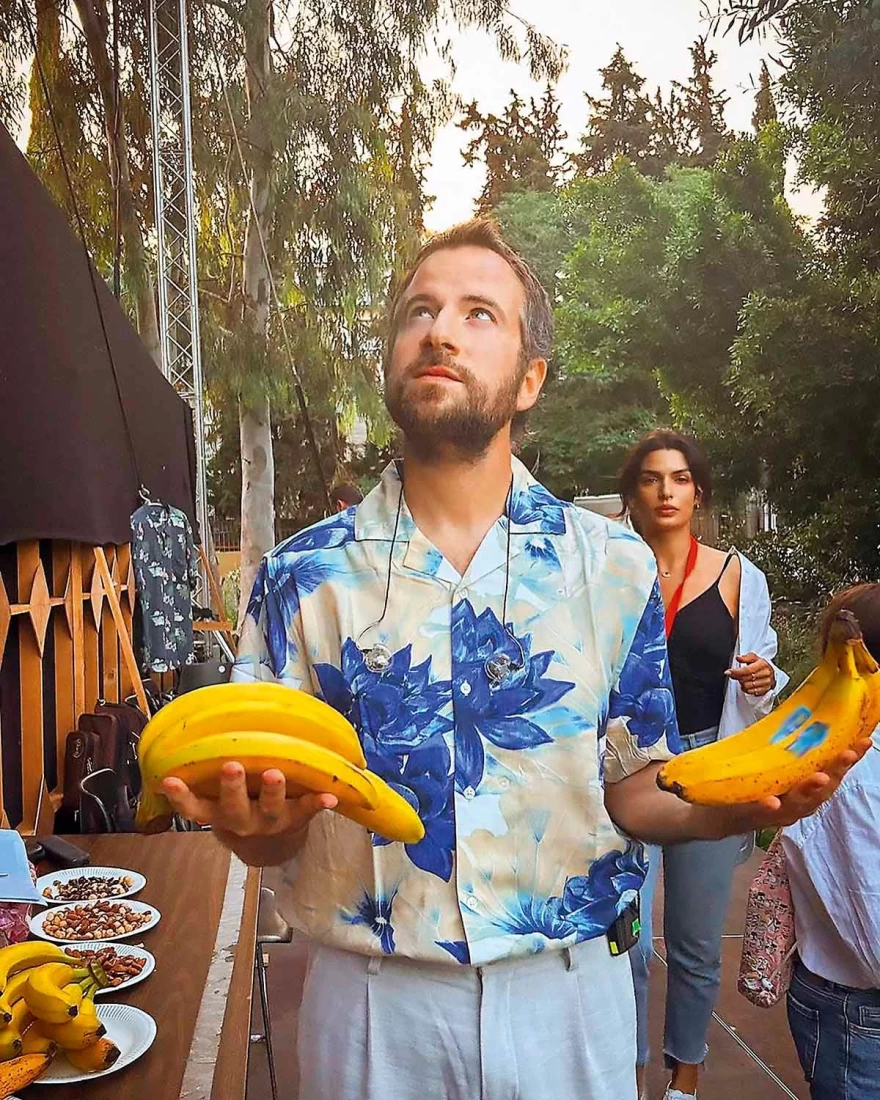 κωστής μαραβέγιας