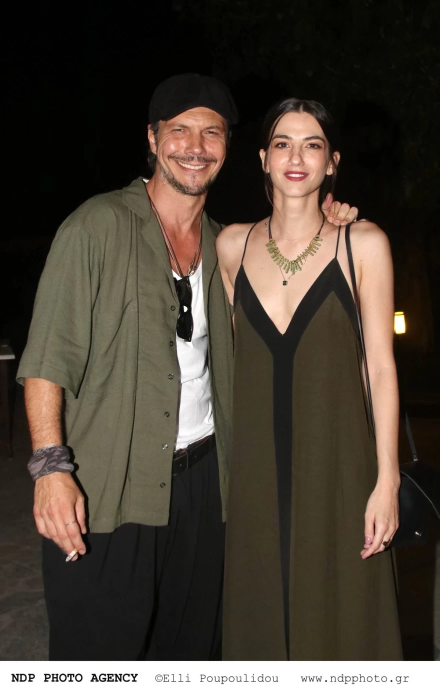 Παντούση - Παπαζήσης