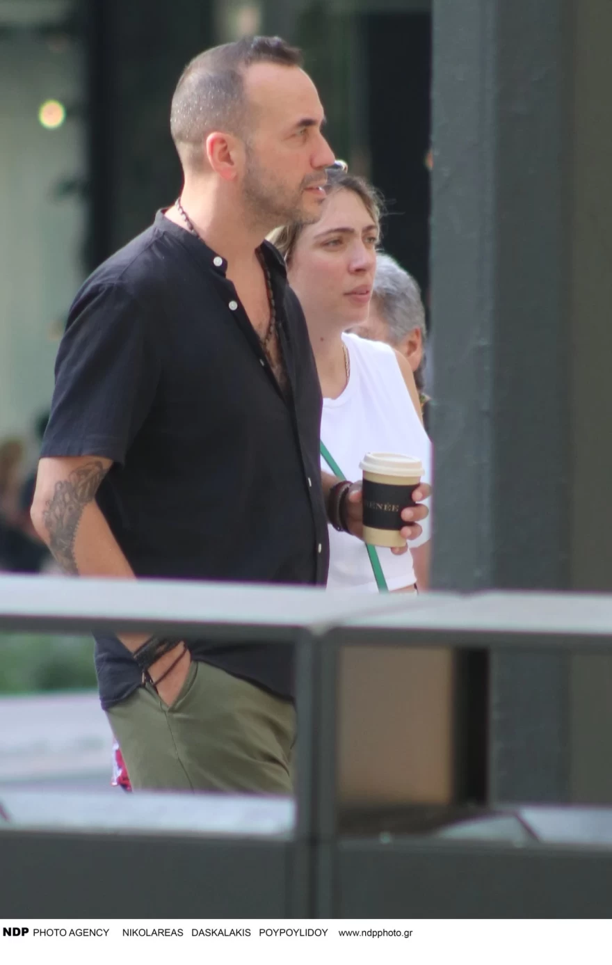 Πάνος Μουζουράκης σύζυγος