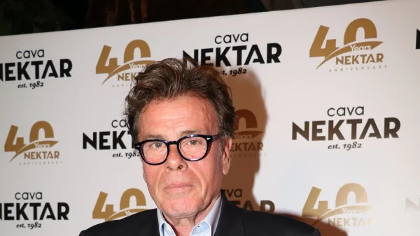 Δημήτρης Παπανώτας: «Αν έβγαινε έξω η Ελένη στη Ρόδο, γινόταν...» - Η αποκάλυψη του παρουσιαστή για τη Μενεγάκη