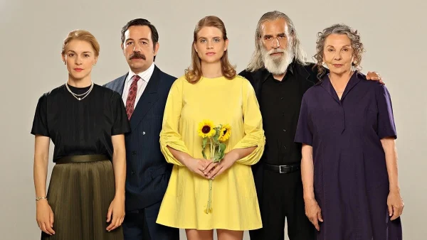 Η Παραλία: «Το τραύμα σου είναι ακόμα νωπό! Πρέπει όμως να συνεχίσεις» - Η συγκινητική σκηνή για το θάνατο της Αντιγόνης