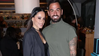 «Άντε πότε θα φάμε κουφέτα; Θα πάει μακριά η βαλίτσα;» - Θύελλα αντιδράσεων στο instagram για το γάμο του Σοϊλέδη με την Αντωνά