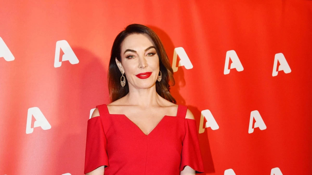 Με φόρμες, γυαλιά ηλίου και καπέλο - Τα στιγμιότυπα από το χαλαρό Σαββατοκύριακο της Τατιάνας Στεφανίδου στην Αίγινα