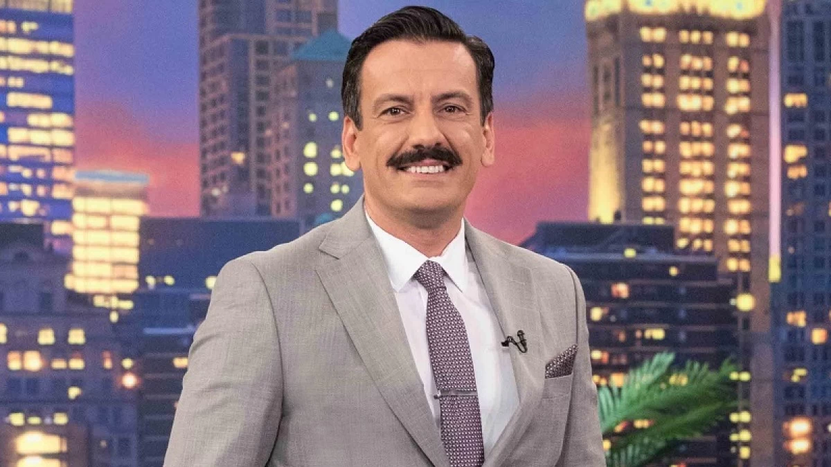 «Όταν έκανα πρόταση γάμου στην Ιωάννα μου ήρθε να ντυθώ...» - Ο Θάνος Κιούσης αποκαλύπτει άγνωστες πτυχές της ζωής του