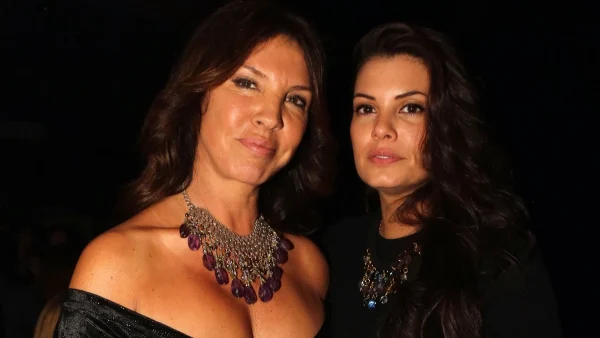 «Να φοβηθώ; Τι να φοβηθώ;» - Ενοχλημένη η Βάνα Μπάρμπα με ερώτηση δημοσιογράφου για τη Μαρία Κορινθίου