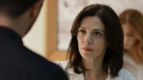 Σασμός: «Δεν μπορεί να συμβαίνει αυτό! Μόλις έχασα τον γιο μου!» - Η Βασιλική έγκυος μετά τον θάνατο του Νικηφόρου