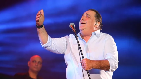 Βασίλης Καρράς: Τα τρία πράγματα που ζήτησε από την οικογένειά του