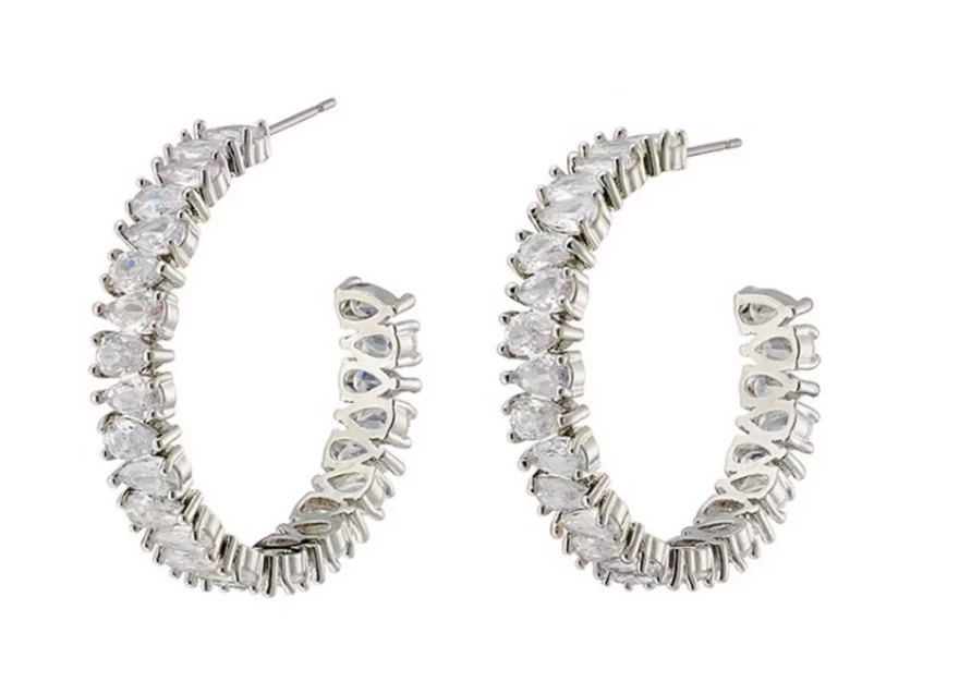 σκουλαρίκια