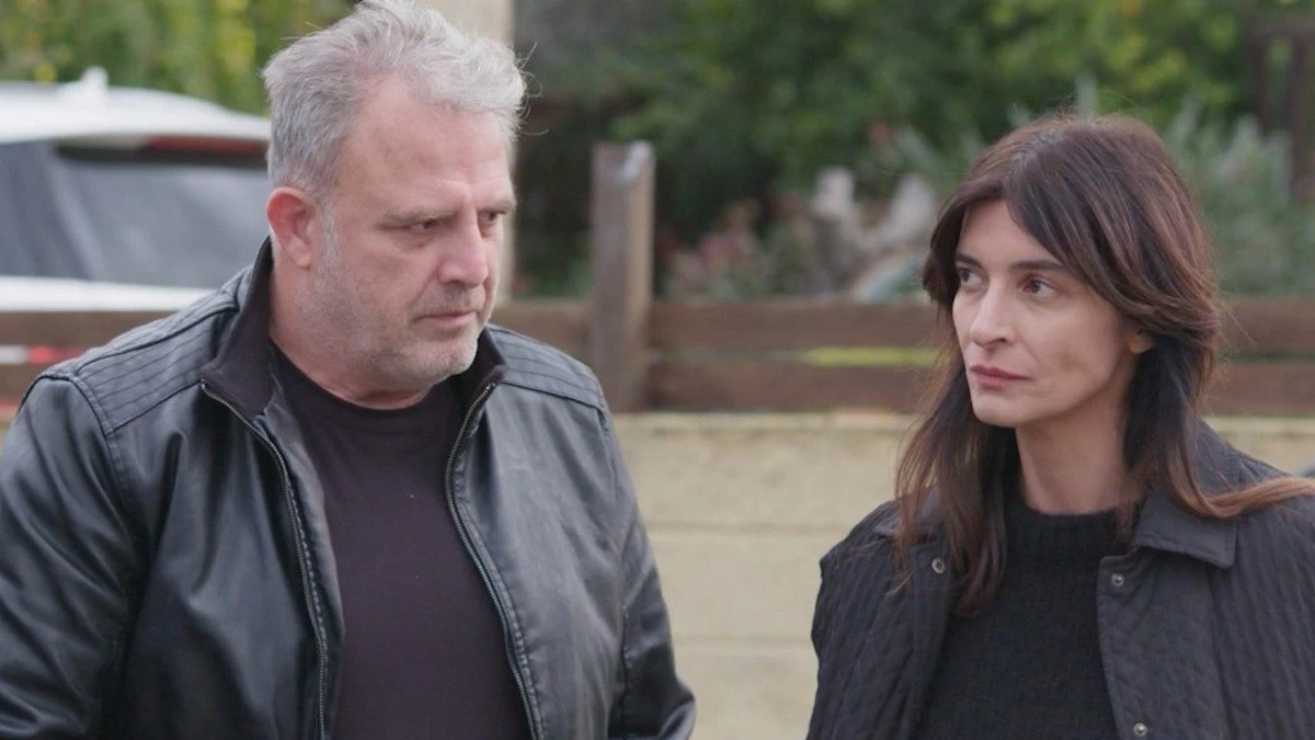 Γη της Ελιάς (19/11): «Δεν μ’ αρέσουν τα πολλά πολλά μαζί της! Κοίτα, γιατί ετοιμάζεσαι για γάμο» - Την απατάει λίγο πριν ανέβουν τα σκαλιά της εκκλησίας;