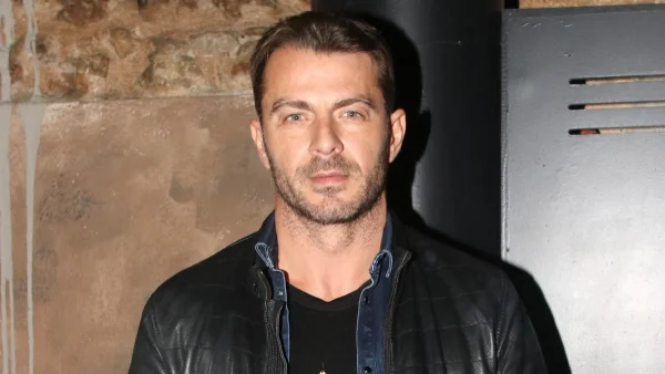 Ο Γιώργος Αγγελόπουλος κάνει γυμναστική με τις γυναίκες της ζωής του - Το τρυφερό βίντεο με την εγκυμονούσα Δήμητρα Βαμβακούση