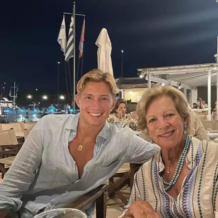 Άννα Μαρία Γλύξμπουργκ εγγονός